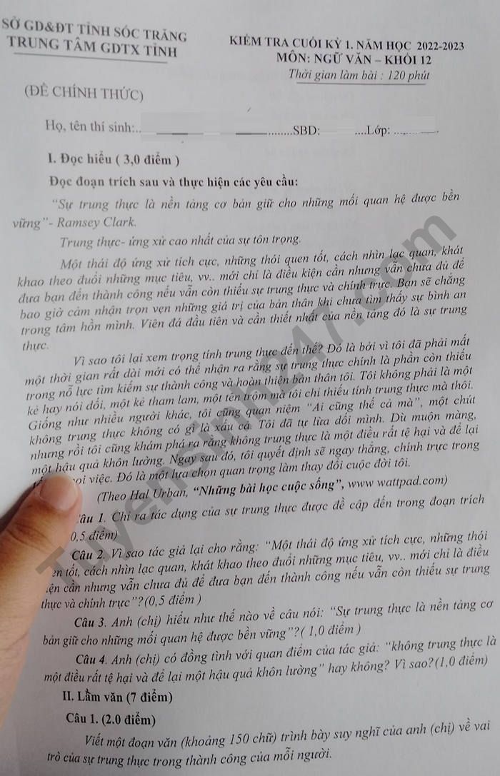 De thi ki 1 mon Van lop 12 - GDTX Soc Trang 2022