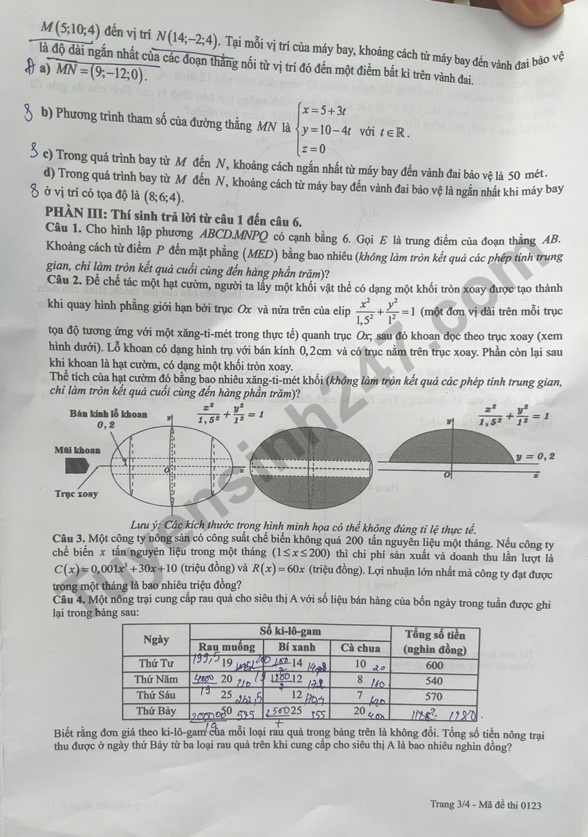 Dap an chi tiet de thi tot nghiep THPT 2026 mon Toan - Ma de 0123