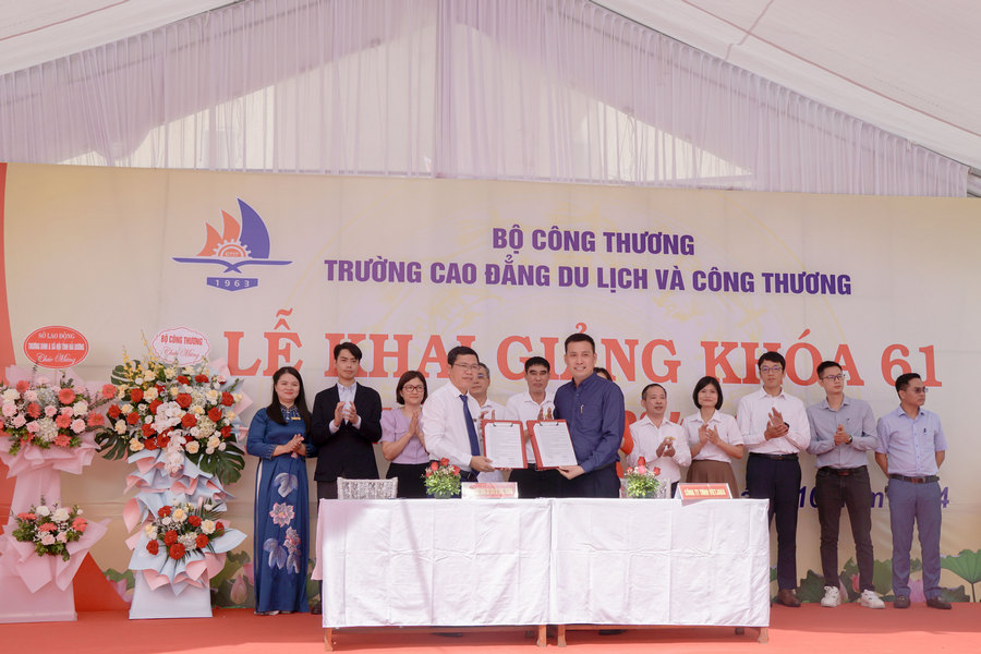 Truong Cao dang Du lich va cong thuong Ha Noi xet tuyen he cao dang chinh quy 2026