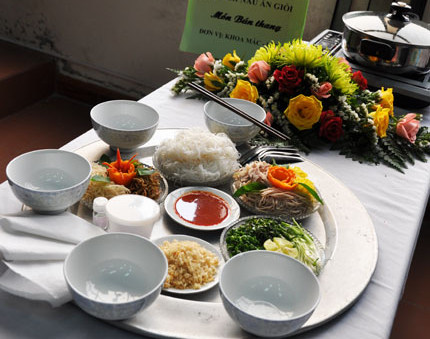 Huong dan thuyet trinh nau an ngay 8/3