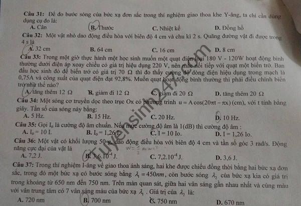 De thi thu THPT Quoc gia 2016 mon Vat Ly - THPT Hoang Quoc Viet lan 4