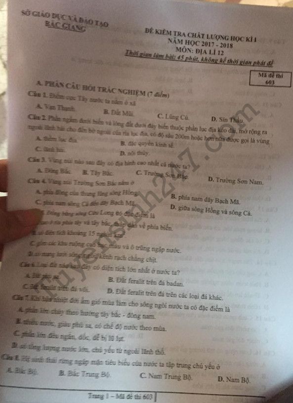 De thi ki 1 lop 12 mon Dia So GD Bac Giang 2017 - 2018