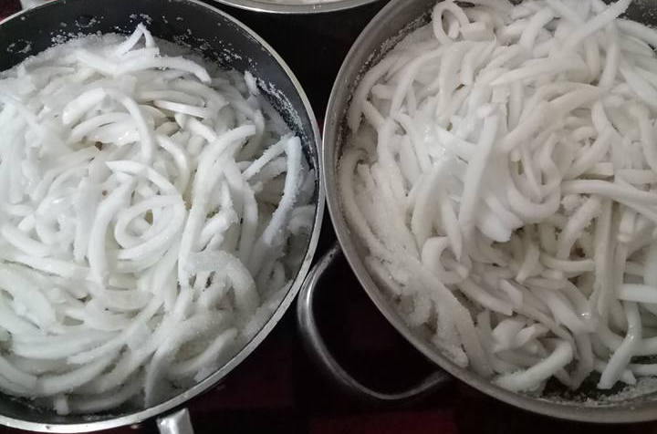 Cach lam mut dua non thai soi cuc ngon ngay tet