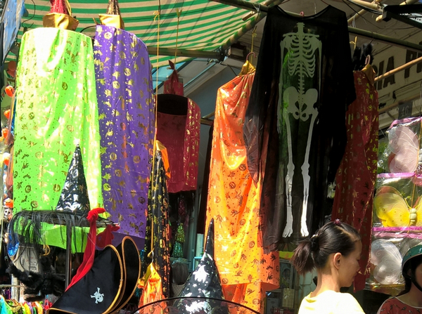 Nhung diem ban do hoa trang Halloween tai Ha Noi cuc doc