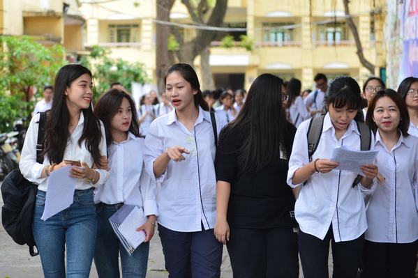 Diem chuan du kien va diem san Dai hoc Su pham ky thuat TPHCM 2019