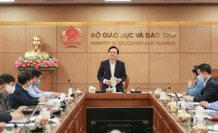 Bo truong Bo GD yeu cau khan truong cong bo de minh hoa