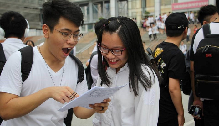 Dai hoc Ngoai thuong bo ky thi phoi hop voi DH Quoc gia Ha Noi