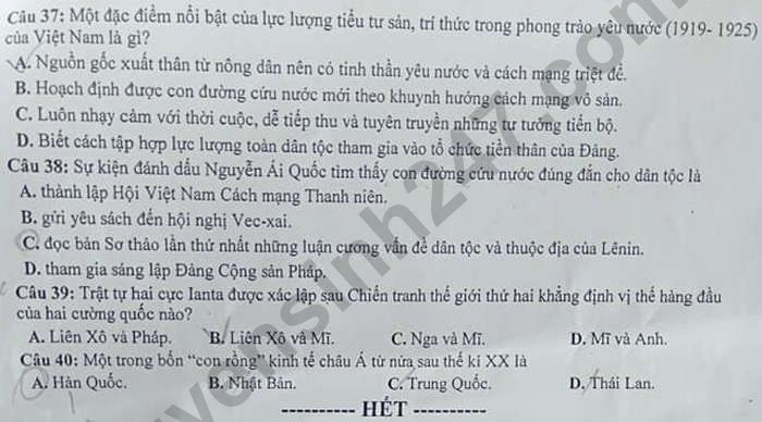 De thi thu Tot nghiep THPT 2021 lan 1 mon Su Cum chuyen mon so 3