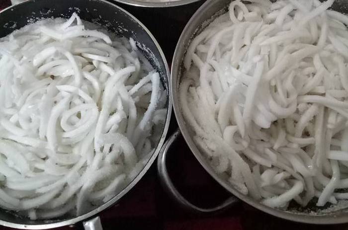 Cach lam mut dua thai soi nhieu mau cuc ngon ngay tet