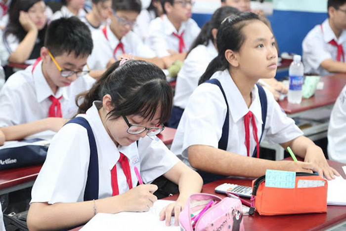 Thong tin tuyen sinh lop 6 THCS-THPT Luong The Vinh 2021