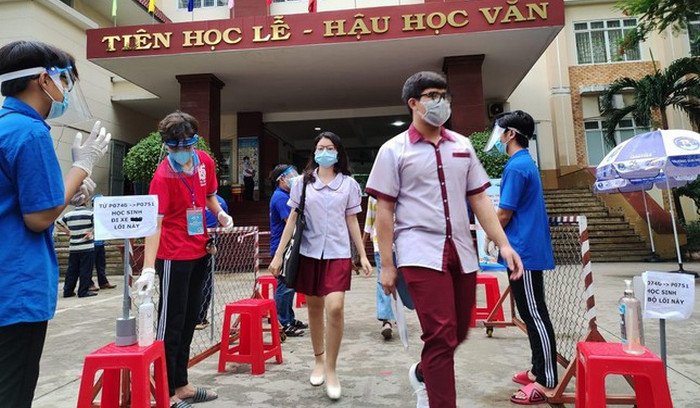 Diem thi tot nghiep THPT 2021 tai TPHCM cao hon nam truoc