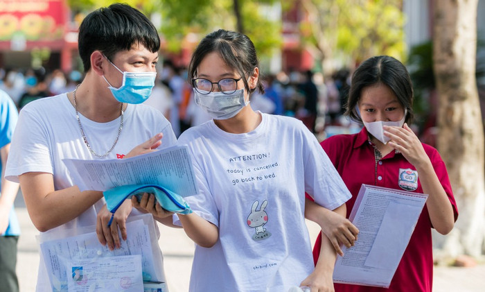 Thoi gian cong bo diem thi vao lop 10 Ha Noi nam 2023