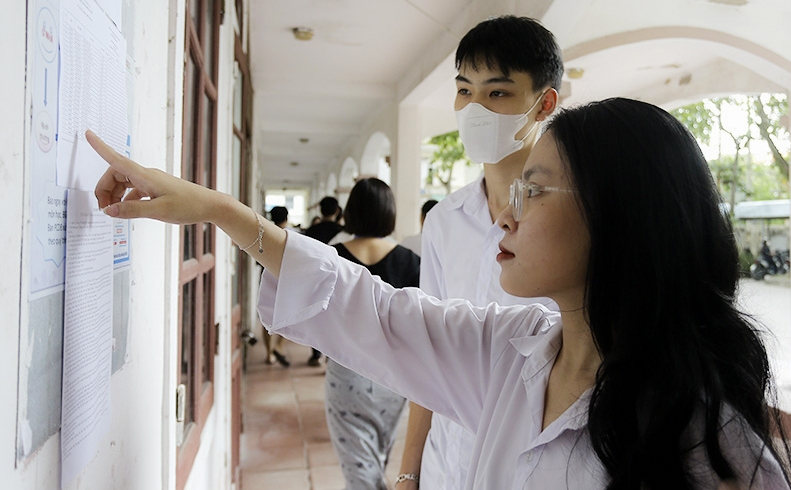 Diem chuan Dai hoc Thuong mai nam 2023 du kien giam