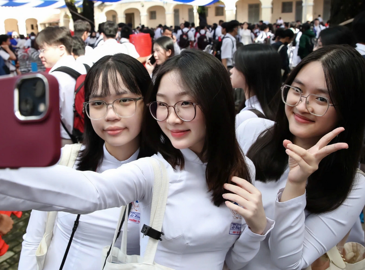 Thu tuong yeu cau to chuc thi tot nghiep THPT 2025 gon nhe, giam ap luc