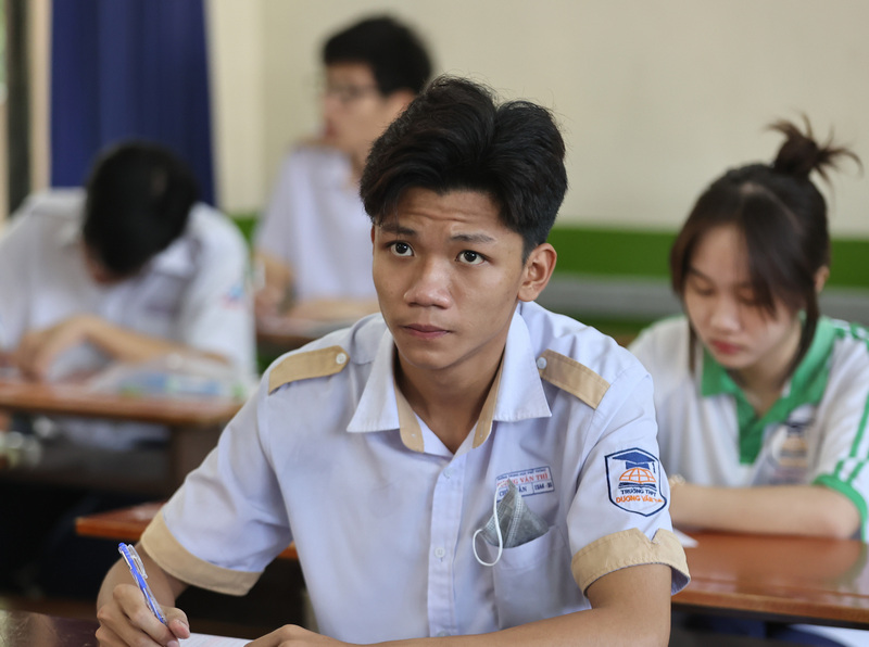 Thi sinh thi khoi A lo thiet thoi khi xet tuyen dai hoc 2025