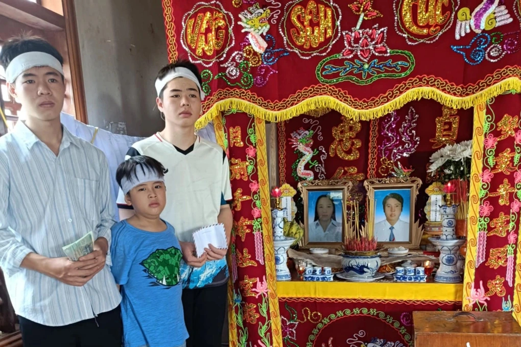 Hang loat truong DH mien hoc phi cho sinh vien mat cha me trong lu