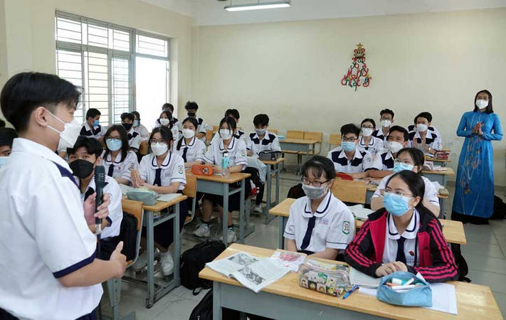 TPHCM chinh thuc mo cong dang ky vao lop 10 hom nay