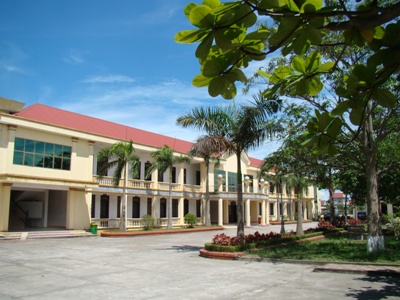Trường CĐ Xây dựng miền Trung.