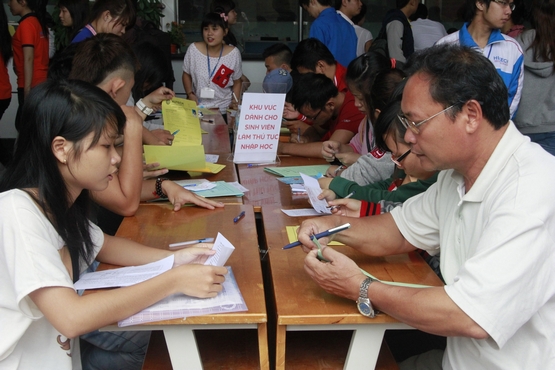 Diem chuan NV3 Truong Dai hoc Ky thuat Cong nghe TP.HCM (HUTECH) va chi tieu xet tuyen bo sung