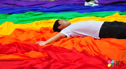 Flashmob \'Yeu la yeu\' trong Ngay hoi LGBT vi nguoi dong tinh
