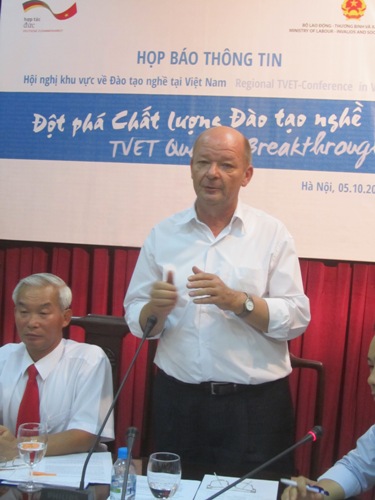 Dao tao nghe tai Viet Nam: Se ho tro 13 trieu Euro
