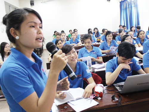 Sinh viên ngành giáo dục tâm lý Trường ĐH SP TP.HCM 