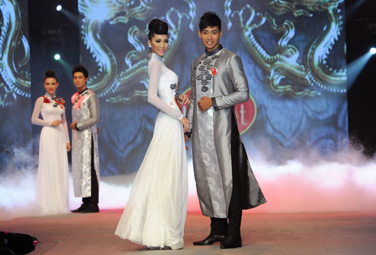 Giải vàng Siêu mẫu không giấu tham vọng thi Bước nhảy hoàn vũ 2013   Bước nhảy hoàn vũ 2012