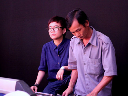 Phuong Uyen om mat khi Thieu Bao Trang tuyen bo rut lui khoi The Voice