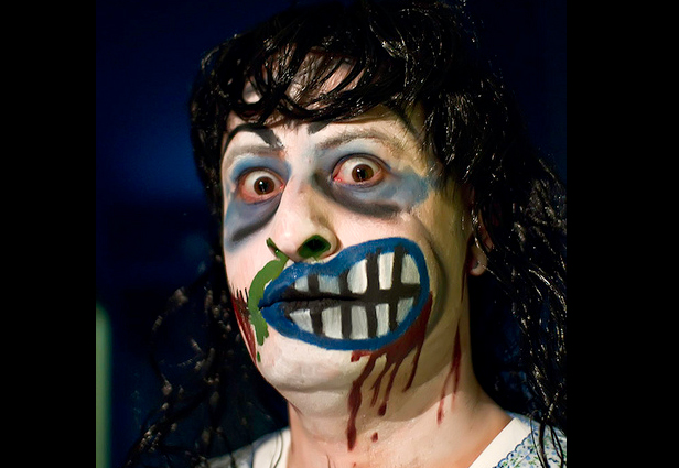 Halloween 2012 - Nhung hoa trang gay khiep so