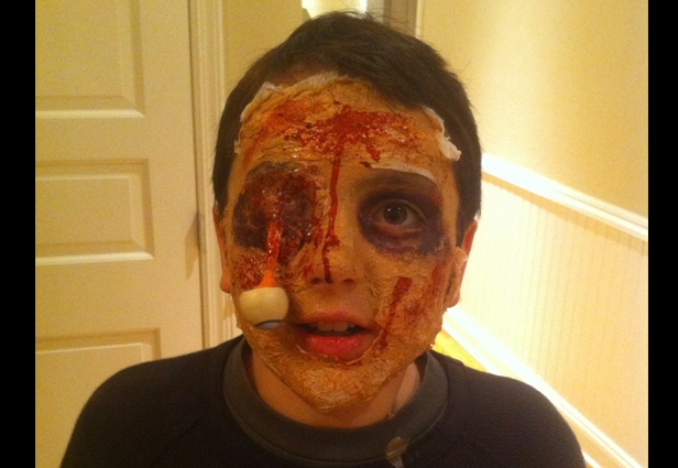 Halloween 2012 - Nhung hoa trang gay khiep so