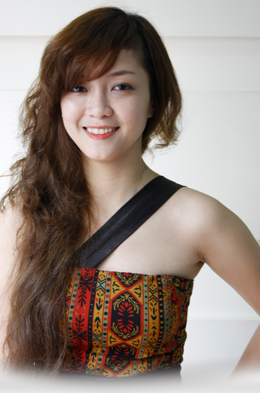 Dinh Huong sinh nam bao nhieu va thong tin profile