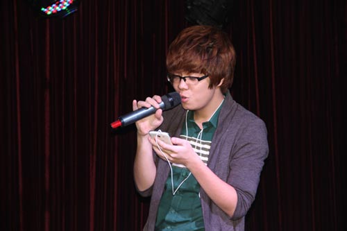 Bui Anh Tuan, Tieu Chau Nhu Quynh bat ngo “vuot mat” HLV The Voice