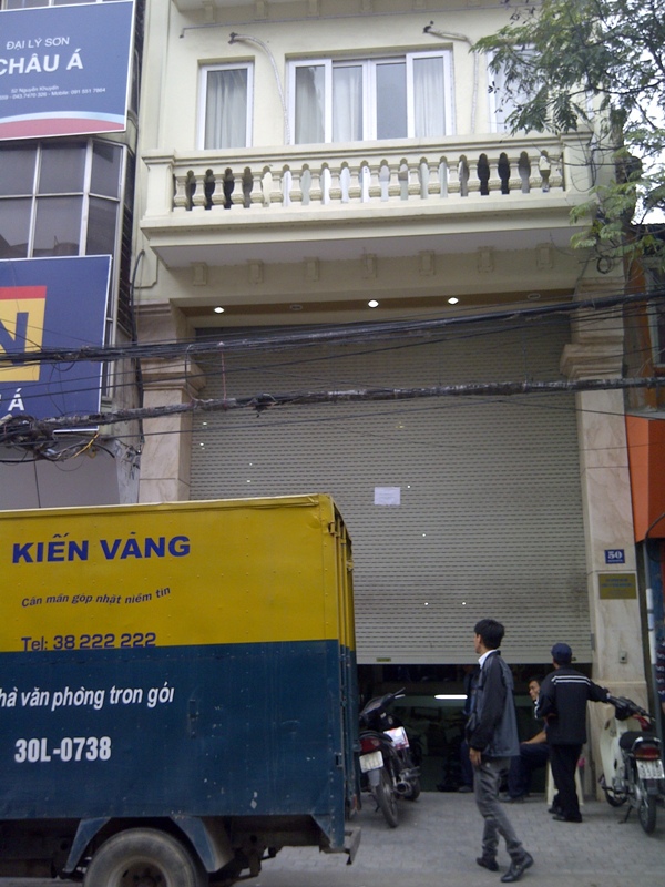 Trụ sở Nhóm mua tại Hà Nội ngừng hoạt động: 