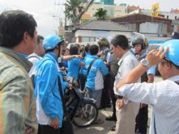 Xung dot tai tru so cua Nhom mua
