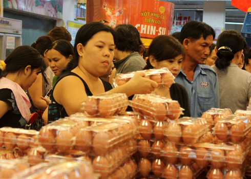 Doanh nghiep thap thom chuan bi Tet 2013