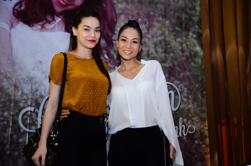 Ha Ho, Thu Minh den chuc mung Thai Trinh