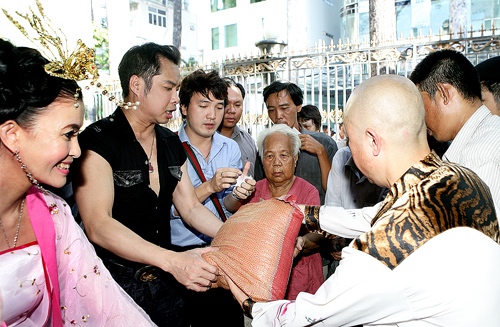 Ca sy Ngoc Son bao nhieu tuoi va cac thong tin ca nhan bat ngo khac