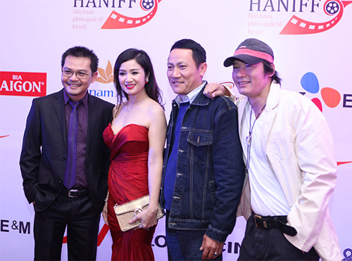 Be mac lien hoan phim Quoc te Ha Noi Hong Que \