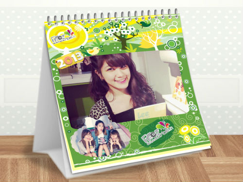 Teen do xo chup anh in lich tet 2013