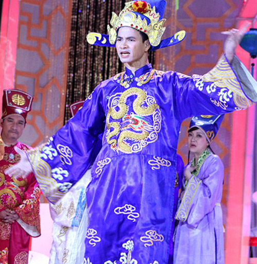 Tao quan 2013: Xuan Bac \'xin xo\' ngung dong Nam Tao