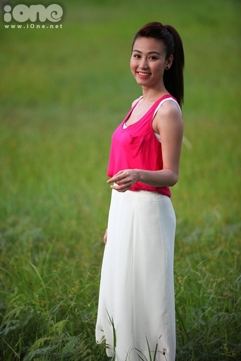 Ngan Khanh tao dang nhang nhit tren phim tet 2013