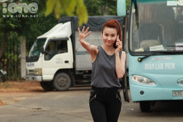 Ngan Khanh tao dang nhang nhit tren phim tet 2013