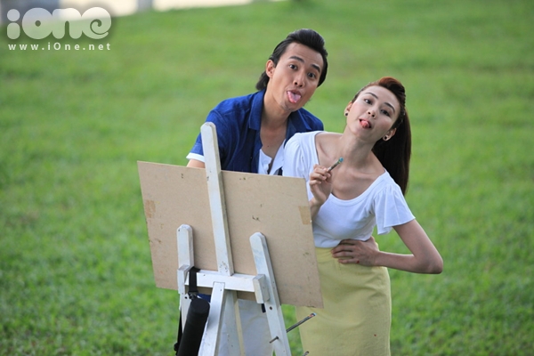 Ngan Khanh tao dang nhang nhit tren phim tet 2013