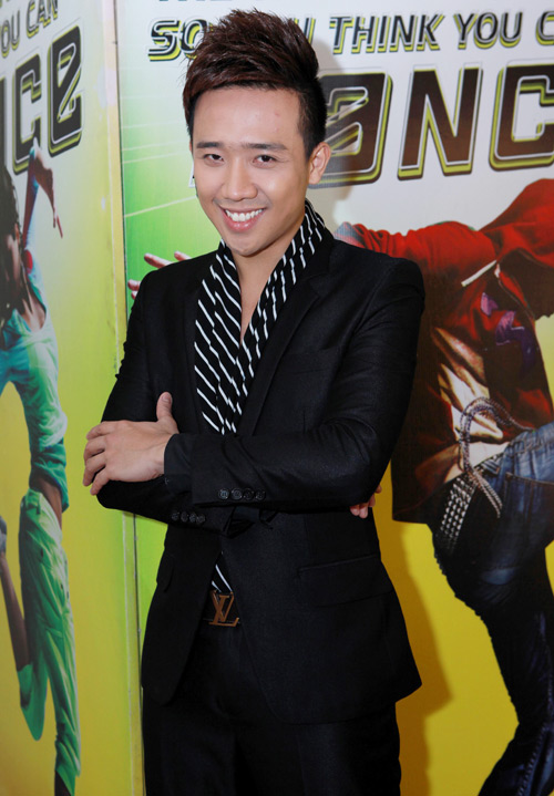 Tran Thanh nhi nhanh trong hau truong