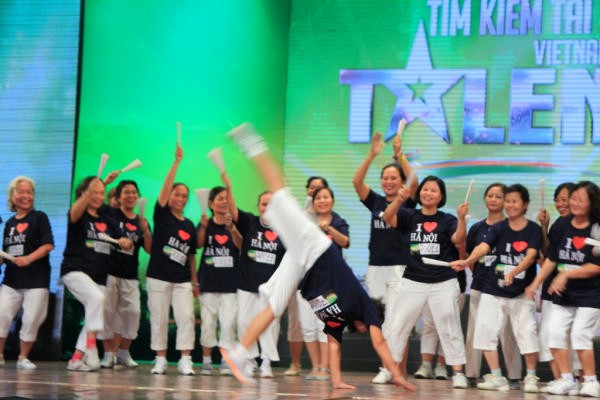 Các cụ U80 nhảy hiphop trên sân khấu Got Talent 1 Các cụ U80 nhảy hiphop trên sân khấu Got Talent 1