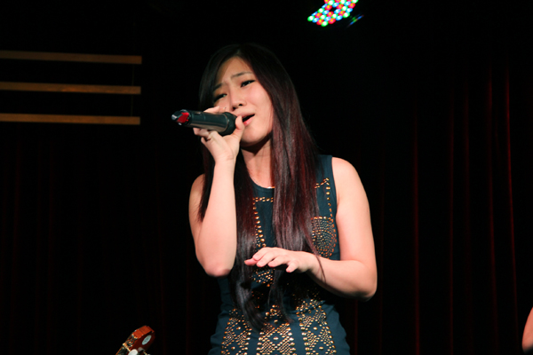 Giong hat Viet Liveshow 9  : Huong Tram thu suc voi nhac Trinh