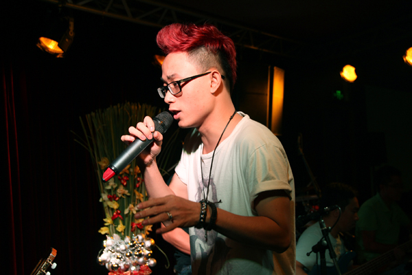 Giong hat Viet Liveshow 9  : Huong Tram thu suc voi nhac Trinh