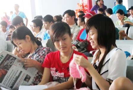Dịp nghỉ Tết dài ngày, dự báo nhu cầu SV về quê đón Tết năm nay tăng mạnh. (Ảnh: Hoài Nam)