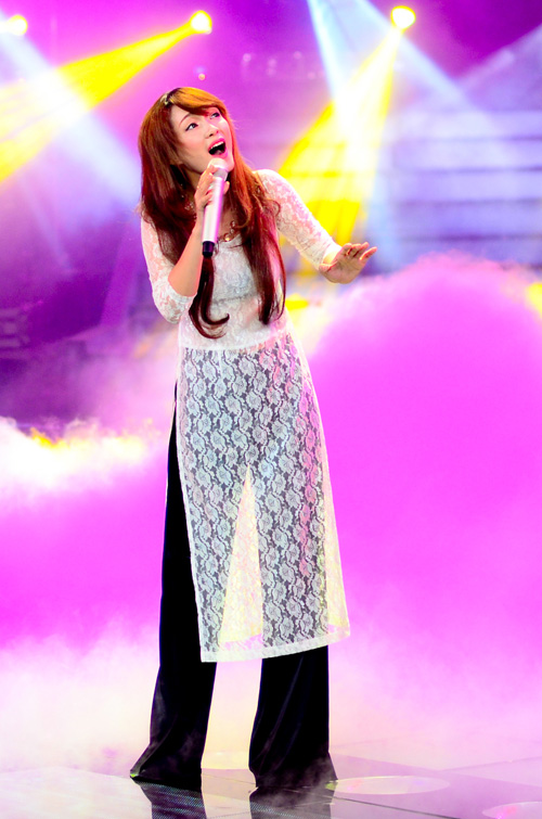 The Voice Liveshow 10: Dinh Huong \