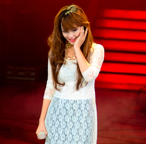 The Voice Liveshow 10: Dinh Huong \
